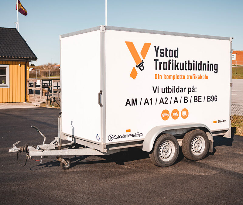Därför ska du ta ett B96-körkort — frihet med tyngre släp